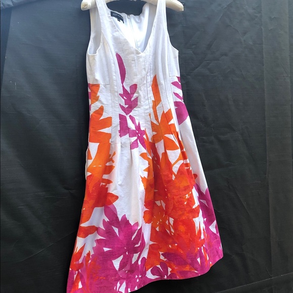 Jones New York Dresses & Skirts - Jones New York White Dress with Pink & Orange Floral Design